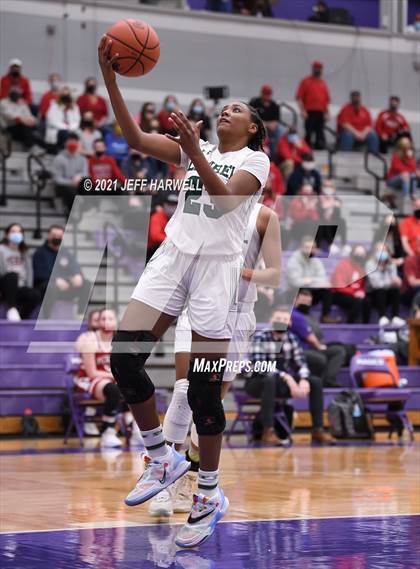 Thumbnail 2 in Laurel vs. Perry (OHSAA D2 Regional Final) photogallery.