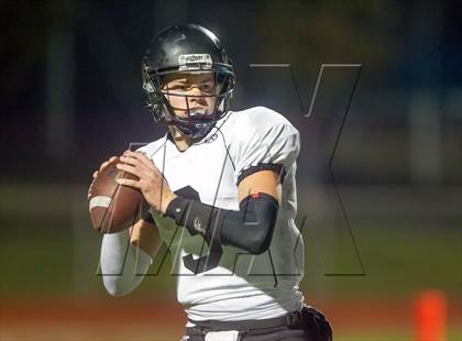 Thumbnail 3 in Oak Park @ El Segundo (CIF SS Northern Division Semfinal) photogallery.
