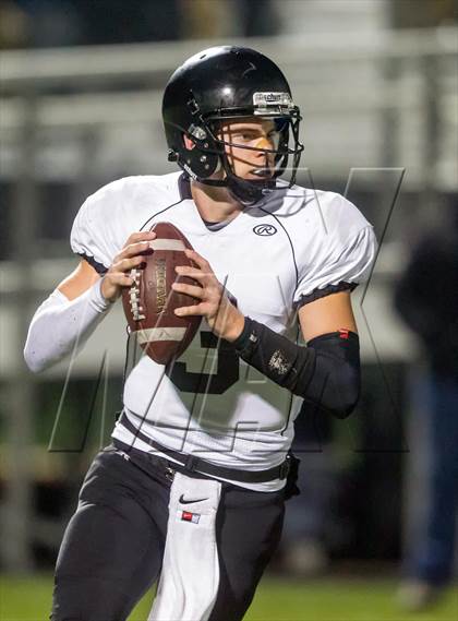 Thumbnail 1 in Oak Park @ El Segundo (CIF SS Northern Division Semfinal) photogallery.