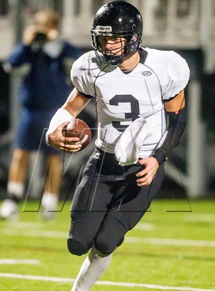 Thumbnail 2 in Oak Park @ El Segundo (CIF SS Northern Division Semfinal) photogallery.