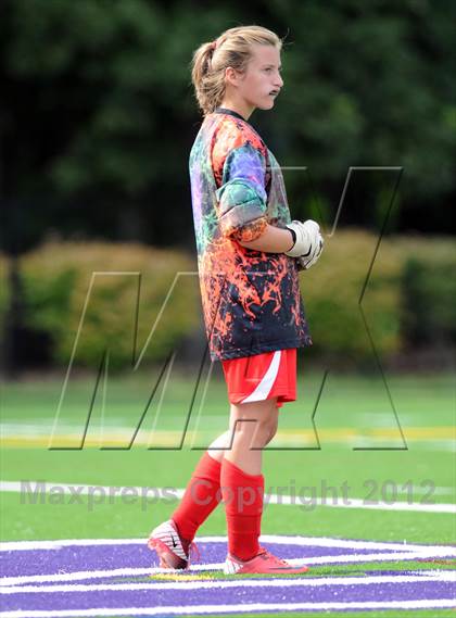 Thumbnail 3 in Nashua North vs.Manchester Memorial photogallery.