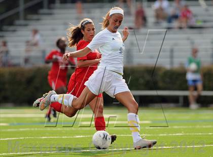 Thumbnail 3 in Nashua North vs.Manchester Memorial photogallery.