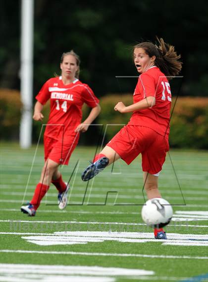 Thumbnail 2 in Nashua North vs.Manchester Memorial photogallery.