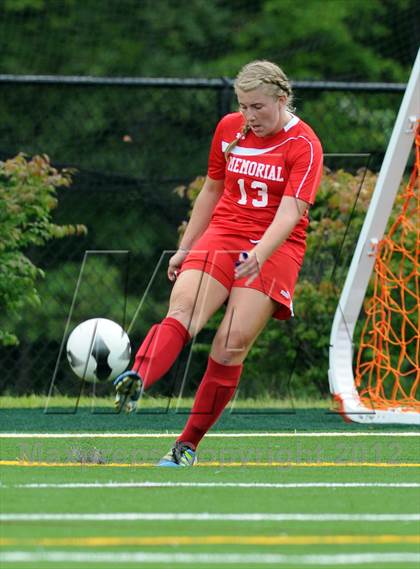 Thumbnail 3 in Nashua North vs.Manchester Memorial photogallery.