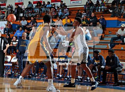 Thumbnail 1 in Keenan vs. Independence (Chick-Fil-A Classic) photogallery.