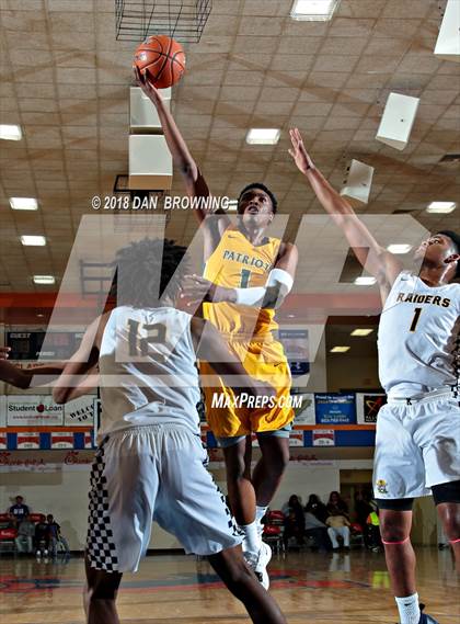 Thumbnail 2 in Keenan vs. Independence (Chick-Fil-A Classic) photogallery.
