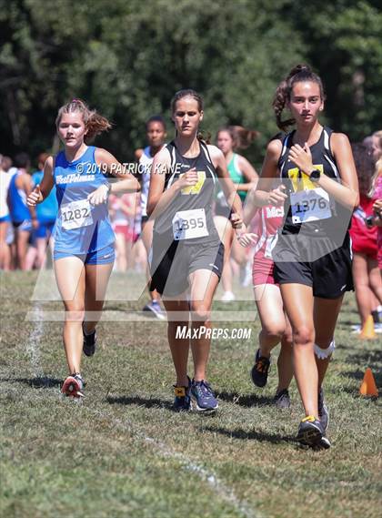 Thumbnail 2 in Monroe Parker Invitational photogallery.