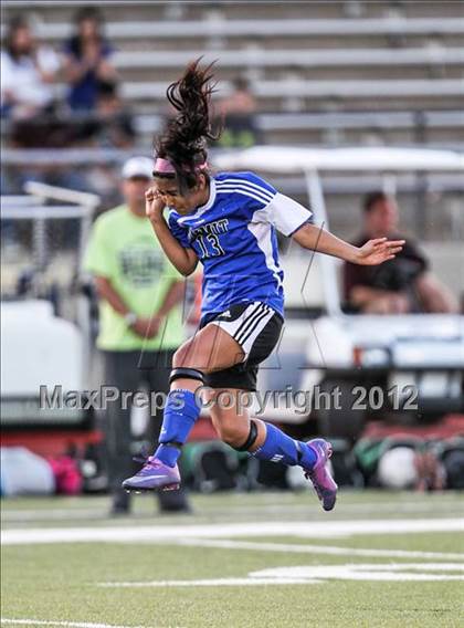Thumbnail 1 in Mansfield Summit vs. Trimble Tech (4A Area Playoffs) photogallery.