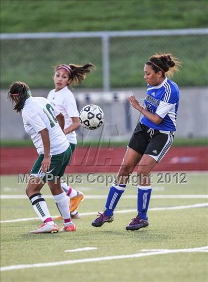 Thumbnail 2 in Mansfield Summit vs. Trimble Tech (4A Area Playoffs) photogallery.