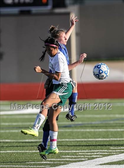 Thumbnail 1 in Mansfield Summit vs. Trimble Tech (4A Area Playoffs) photogallery.