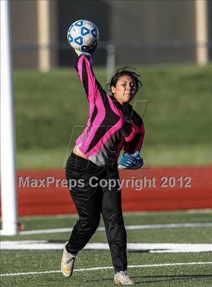 Thumbnail 2 in Mansfield Summit vs. Trimble Tech (4A Area Playoffs) photogallery.