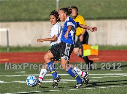 Thumbnail 3 in Mansfield Summit vs. Trimble Tech (4A Area Playoffs) photogallery.
