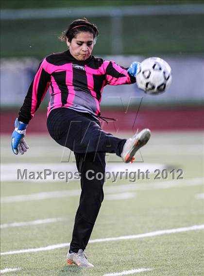 Thumbnail 3 in Mansfield Summit vs. Trimble Tech (4A Area Playoffs) photogallery.