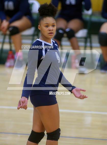 Thumbnail 2 in West Orange-Stark vs. Little Cypress-Mauriceville photogallery.