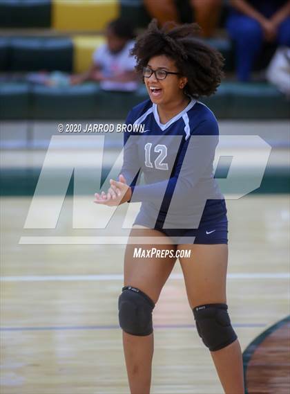 Thumbnail 2 in West Orange-Stark vs. Little Cypress-Mauriceville photogallery.