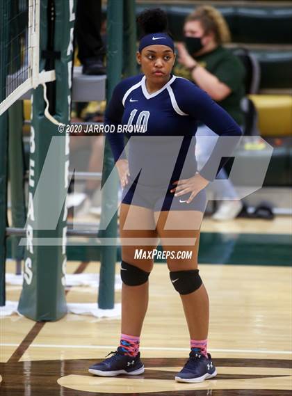 Thumbnail 2 in West Orange-Stark vs. Little Cypress-Mauriceville photogallery.