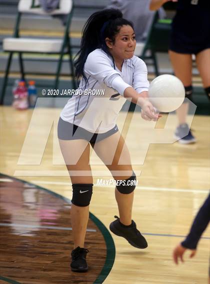 Thumbnail 2 in West Orange-Stark vs. Little Cypress-Mauriceville photogallery.