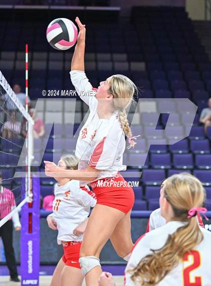 Thumbnail 3 in Seton Catholic @ Valley Christian (Dig for a Cure) photogallery.