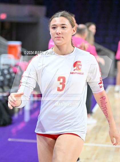 Thumbnail 2 in Seton Catholic @ Valley Christian (Dig for a Cure) photogallery.