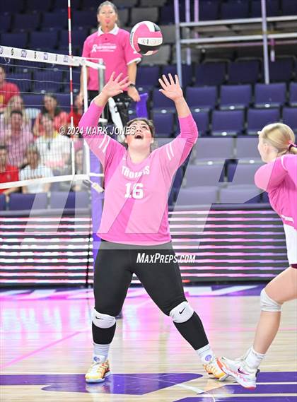 Thumbnail 1 in Seton Catholic @ Valley Christian (Dig for a Cure) photogallery.