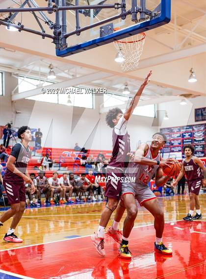Thumbnail 1 in Newman AAA Vs St Peter's Prep (The Preview HS Showcase) photogallery.