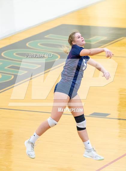 Thumbnail 3 in Grassfield @ Hickory photogallery.