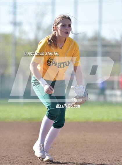 Thumbnail 3 in Lassen vs. Red Bluff (Pleasant Valley Tournament) photogallery.