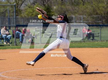 Thumbnail 2 in Cathedral vs Bishop Watterson photogallery.