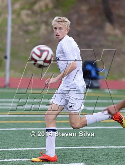 Thumbnail 1 in Southwest vs. Steele Canyon (23rd Annual San Diego Holiday Classic) photogallery.