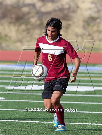 Thumbnail 2 in Southwest vs. Steele Canyon (23rd Annual San Diego Holiday Classic) photogallery.