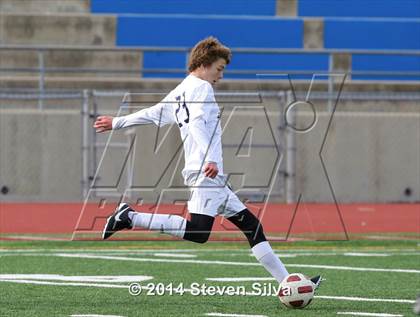 Thumbnail 2 in Southwest vs. Steele Canyon (23rd Annual San Diego Holiday Classic) photogallery.