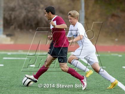 Thumbnail 1 in Southwest vs. Steele Canyon (23rd Annual San Diego Holiday Classic) photogallery.