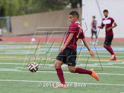 Thumbnail 1 in Southwest vs. Steele Canyon (23rd Annual San Diego Holiday Classic) photogallery.