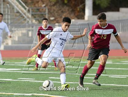 Thumbnail 2 in Southwest vs. Steele Canyon (23rd Annual San Diego Holiday Classic) photogallery.