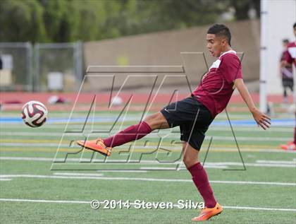Thumbnail 2 in Southwest vs. Steele Canyon (23rd Annual San Diego Holiday Classic) photogallery.