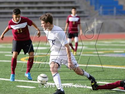 Thumbnail 3 in Southwest vs. Steele Canyon (23rd Annual San Diego Holiday Classic) photogallery.
