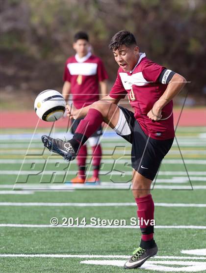 Thumbnail 2 in Southwest vs. Steele Canyon (23rd Annual San Diego Holiday Classic) photogallery.