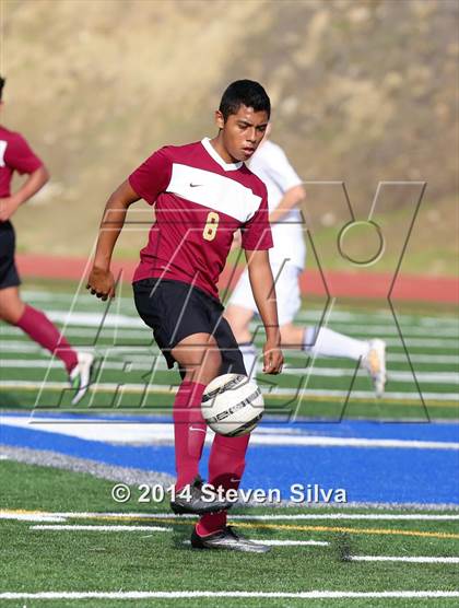 Thumbnail 1 in Southwest vs. Steele Canyon (23rd Annual San Diego Holiday Classic) photogallery.