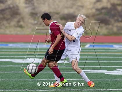 Thumbnail 1 in Southwest vs. Steele Canyon (23rd Annual San Diego Holiday Classic) photogallery.