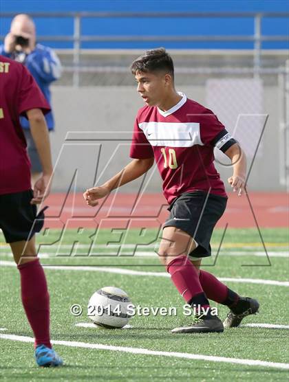 Thumbnail 2 in Southwest vs. Steele Canyon (23rd Annual San Diego Holiday Classic) photogallery.