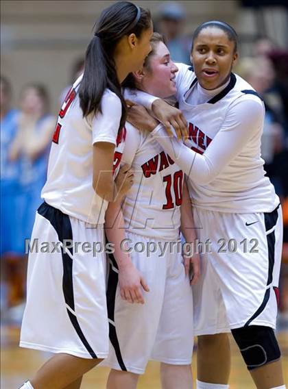 Thumbnail 2 in Johnson @ Wagner (UIL 5A Bi-District Playoff) photogallery.