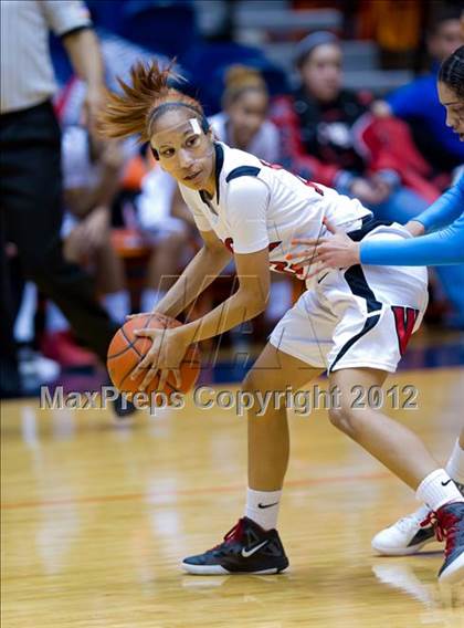 Thumbnail 2 in Johnson @ Wagner (UIL 5A Bi-District Playoff) photogallery.