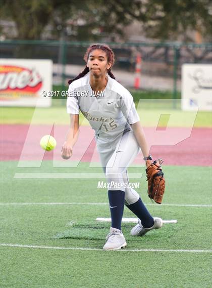Thumbnail 3 in Lusher @ McGehee photogallery.