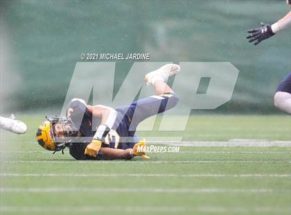 Thumbnail 2 in Bellevue vs. Marysville-Pilchuck (WIAA 3A  Semifinal) photogallery.