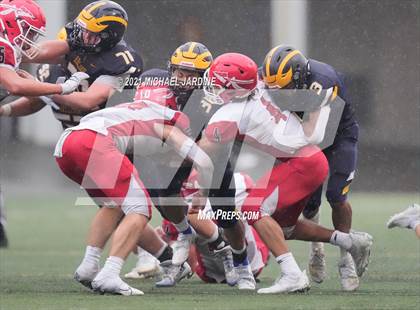 Thumbnail 3 in Bellevue vs. Marysville-Pilchuck (WIAA 3A  Semifinal) photogallery.