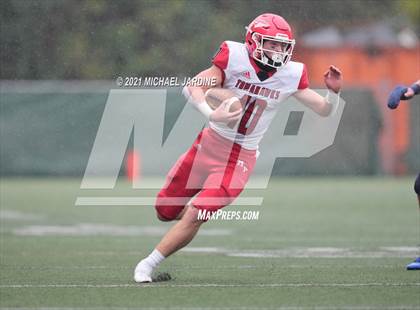 Thumbnail 1 in Bellevue vs. Marysville-Pilchuck (WIAA 3A  Semifinal) photogallery.