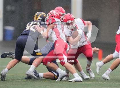 Thumbnail 3 in Bellevue vs. Marysville-Pilchuck (WIAA 3A  Semifinal) photogallery.