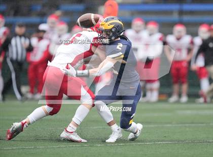 Thumbnail 2 in Bellevue vs. Marysville-Pilchuck (WIAA 3A  Semifinal) photogallery.