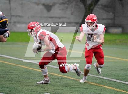 Thumbnail 1 in Bellevue vs. Marysville-Pilchuck (WIAA 3A  Semifinal) photogallery.