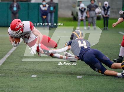 Thumbnail 1 in Bellevue vs. Marysville-Pilchuck (WIAA 3A  Semifinal) photogallery.